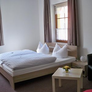 Familien-Zimmer mit Queensize-Bett
